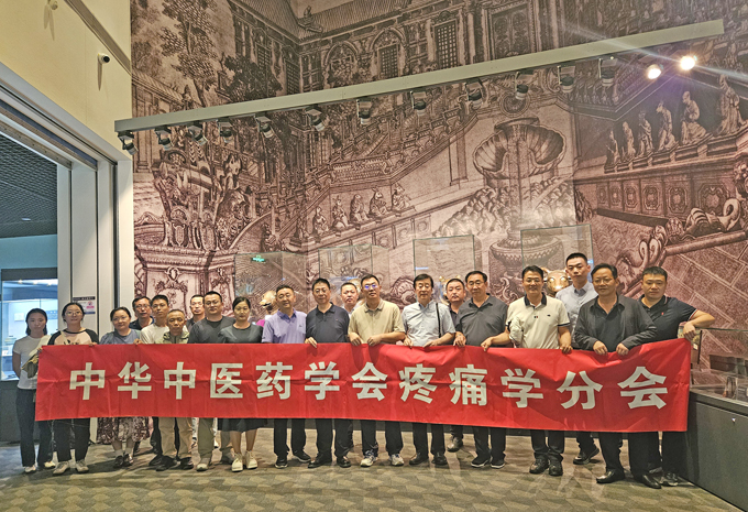 w1党建合影.jpg